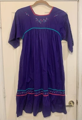 Vestido de salón Sea Wind vintage púrpura talla pequeña MuuMuu.        2131 Foto 1 de 4