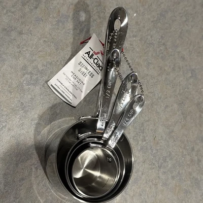 Juego de 4 vasos medidores de acero inoxidable todo revestido, 1/4, 1/3, 1/2, 1 taza, nuevo Foto 1 de 4