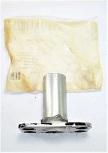 Aircraft Part Piper 46554-000 Guide Assembly - Picture 1 of 3