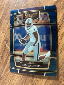 Romeo Doubs 2022 Panini Select Blue Concourse #16 - Picture 1 of 2
