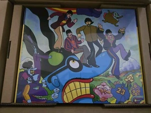 The Beatles: Yellow Submarine Limited Edition Box Set (Hardcover) brand new - Foto 1 di 2