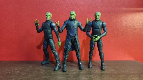 Lot Of THREE Marvel Legends Talos / MCU Skrull Figures Cover