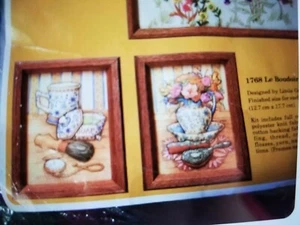 Creative Circle "Le Boudoir" Stitchery Kit Size Each 5" x 7" - Picture 1 of 2
