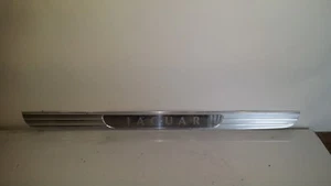 JAGUAR XJ6 X350  SILL CHROME INSERT FRONT DRIVERS - Picture 1 of 1