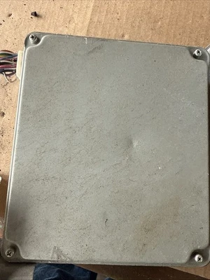 2005 2006 Scion TC ECU 89661-21450  - Image 1 of 2