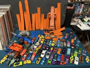85 Vintage Hot Wheels Lot: Tracks Swat Copter Ferrari Lamborghini Train RD-10 ++ - Bild 1 von 22