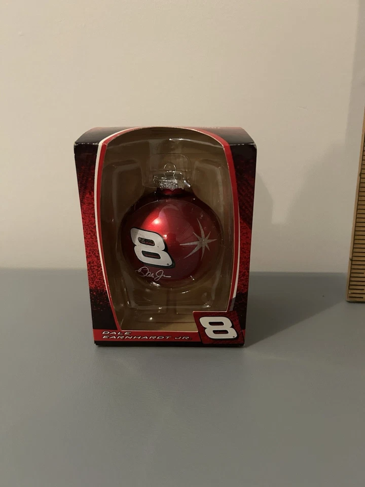 Dale Earnhardt Jr 8 Bombilla de Vidrio Árbol de Navidad Adorno NASCAR Coleccionable Foto 1 de 1