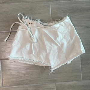 Camisa con corbata blanca de jean talla 27 GRLFRND para jóvenes - Imagen 1 de 10
