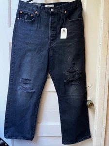 NWT Levi's Size 32 x 27 Ribcage Straight Ankle High Rise Black Distressed Jeans - Picture 1 of 9