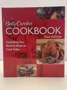 Betty Crocker New Edition 5 Ring Binder Hardcover 2005 Cookbook 10th Edition - Picture 1 of 8