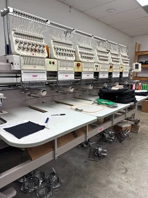 SWF 6 ГОЛОВА ВЫШИВАЛЬНАЯ МАШИНА / 15 ИГЛА / 15 ЦВЕТ / Б/У - Изображение 1 из 3