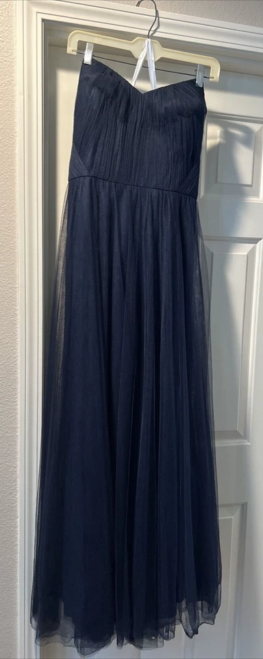 Vestido de Dama de Honor Revelry Talla 18 Pequeño, Azul Marino Tul Foto 1 de 4