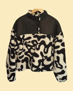 Womens Funky Black / White Camo Fleece Sherpa Pullover Hipster Gorp Size M - Picture 1 of 11