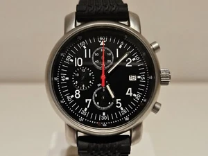 RETRO UNBRANDED BEAUTIFUL MILITARY AVIATOR STYLE CHRONOGRAPH QUARTZ MEN'S WATCH - Picture 1 of 7