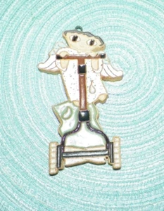 ST ANDREWS ABBEY CERAMICS ANGEL CUTTING GRASS ORNAMENT 4 1/2" - Picture 1 of 4