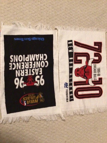 Vintage Chicago Bulls Sports Specialties Script - Team Towel Cover