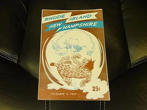 1957 NEW HAMPSHIRE AT RHODE ISLAND COLLEGE FOOTBALL-PROGRAMM EX - Bild 1 von 1