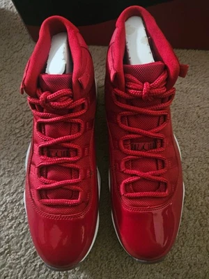 Air Jordan 11 Retro 378037623 2017 ganar como '96 rojo 10 talla EE. UU. STOCK MUERTO Foto 1 de 4