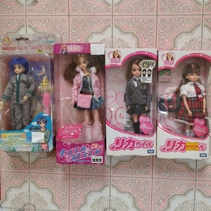 Bandai Licca-chan Doll Set with Fashion Clothes & Accessories Used - Picture 1 of 6