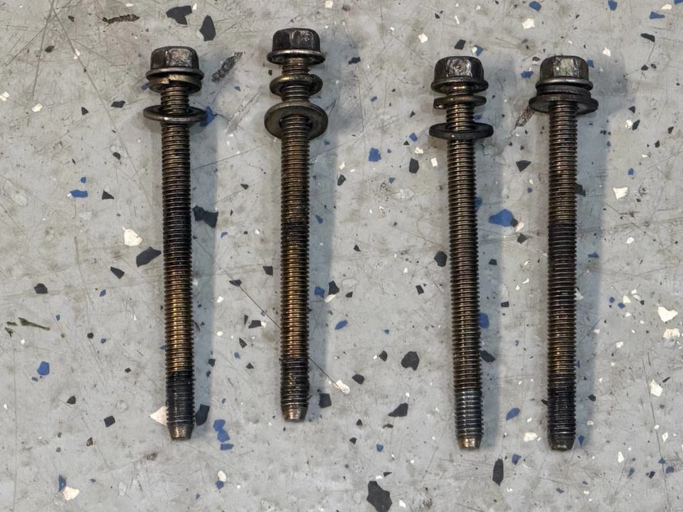 Tornillos compresores de aire acondicionado Mazda Rx7 FC3s 1986-1991 Foto 1 de 1