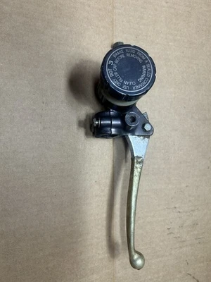 Cilindro maestro de freno delantero Kawasaki 1977 77 KZ1000 KZ 1000 LZ1000 A1 Foto 1 de 4