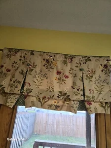 Ballon Volant hellbraun beige geblümt 36 x 18 verstellbar grün Qualität - Bild 1 von 11