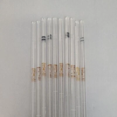 Pipeta volumétrica certificada VWR 0,5 ml TD grado A 30,5 cm negra total de 10 pipetas Foto 1 de 4