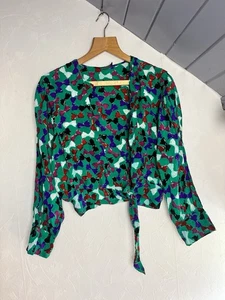 Vintage 70s Louis Feraud Silk Tie Front Crop Top, Green Multi Bow Print, 10 - Picture 1 of 4
