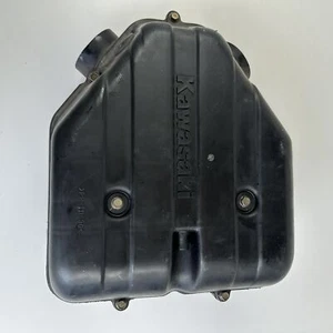 Kawasaki ZX600 ZZR600 1999 Airbox air intake box filter housing - Picture 1 of 7