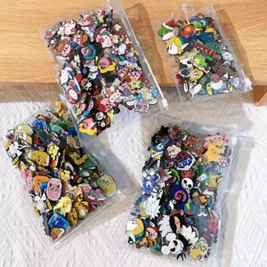 20/30 Stück Emaille Anstecker Vielfalt zufällige Anstecker Metallpins - Bild 1 von 26