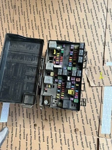 DODGE RAM 2500/3500 TIPM TOTALLY POWER INTEGRATED FUSE BOX 68199793AE - Picture 1 of 3