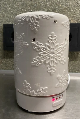 Aroma Diffuser Luftbefeuchter mit Licht USB weiß Keramik neu Duftlampe - Bild 1 von 4