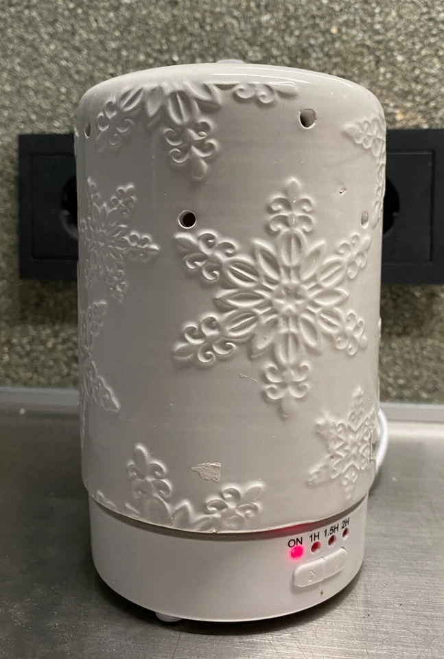 Aroma Diffuser Luftbefeuchter mit Licht USB weiß Keramik neu Duftlampe - Bild 1 von 4