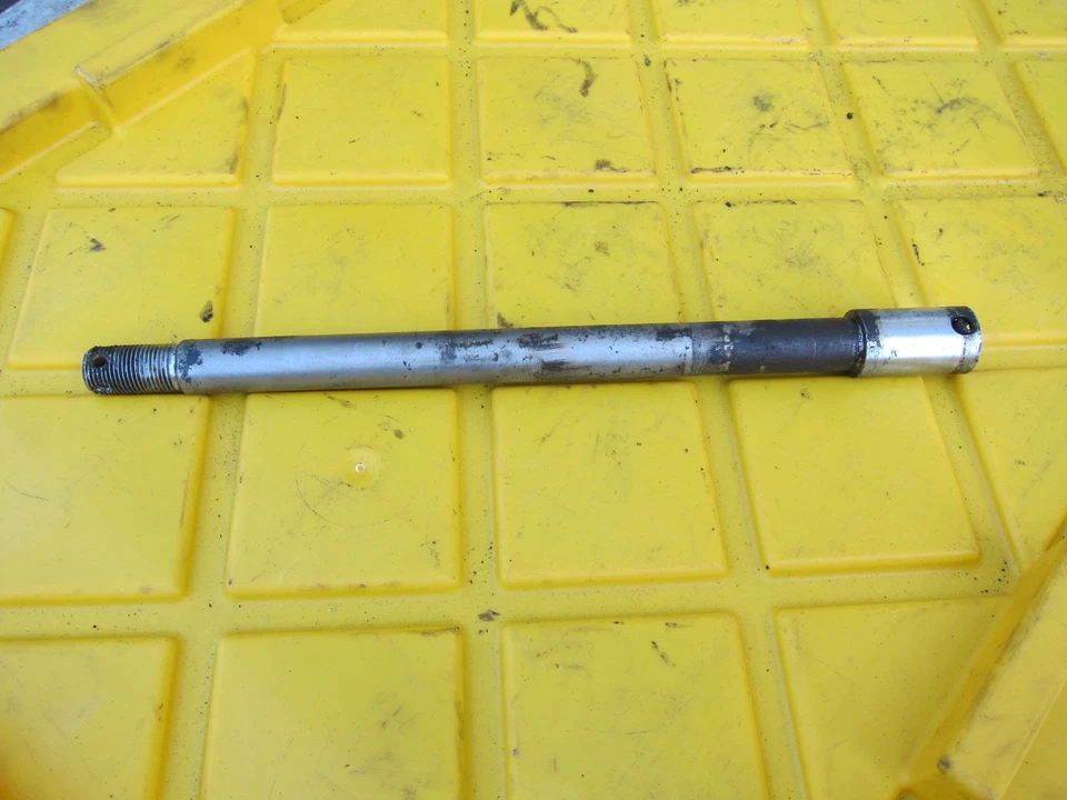 1980 Yamaha XS 1100 OEM REAR AXLE BACK WHEEL RIM PIVOT BOLT AXEL - Image 1 of 1