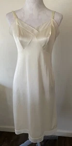 Vintage Sliperfection Ivory Full Slip Adjustable Straps Women’s Size 36 - Picture 1 of 6