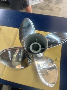 Hélice de 4 palas Evinrude RX4 0177341 **NUEVA** "15X16" (LH) - Imagen 1 de 2