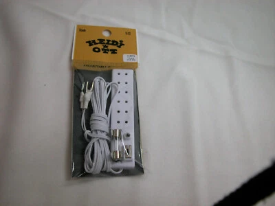 Tira de alimentación de 6 enchufes miniatura para casa de muñecas Heidi Ott con extremos de pala #YL9072 Foto 1 de 4