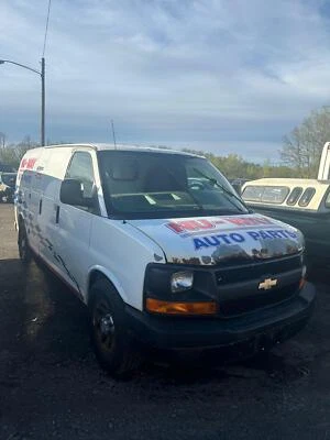 Tail Light Assembly CHEVY EXPRESS 1500 Driver Side 08 09 10 11 12 13 14 - Image 1 of 4