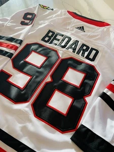 Adidas Connor Bedard #98 Blanco Chicago Blackhawks Hombre Talla 52 Grande - Imagen 1 de 6