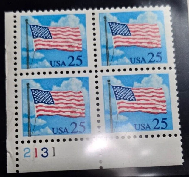 Scott #2278 A1648 1988 Flag with Clouds Plate Block of 4 MNH - Image 1 of 1