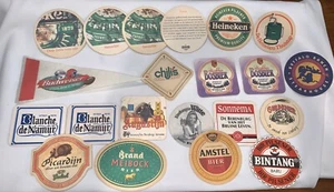 19 Bierdeckel & 1 Mini Wimpel Konvolut Vintage verschiedene Heineken Bierknospe - Bild 1 von 2