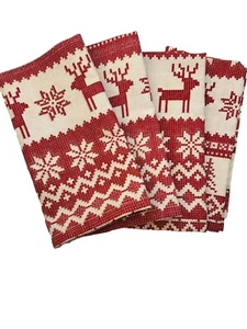 Christmas Cloth Napkins Set of 4 17 X 18" Red White Fair Isle Farmhouse Reindeer - Picture 1 of 7