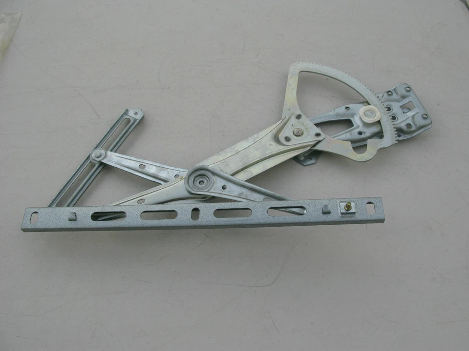 Regulador de ventana eléctrica delantero derecho genuino MERCEDES-BENZ 2087200446 Foto 1 de 2