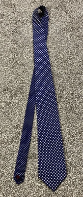 Corbata Tommy Hilfiger de Colección Pequeña Flores Blancas y Amarillas Azul Seda Foto 1 de 4