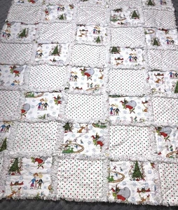 Grinch Rag Quilt 49x62 - Handmade Christmas Rag Quilt - Dr Seuss Quilted Throw - Picture 1 of 11