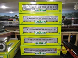 MTH Santa Fe Streamlined Passenger Cars 70-67007, 70-68007 &70-65007A-C (5 Cars) - Picture 1 of 6