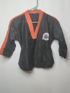 Martial Arts Karate top Champions Martial Arts (U25) - Picture 1 of 8