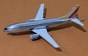 Panda Models 1:400 Southwest Airlines 737-300 Silver One Livery N629SW selten - Bild 1 von 4