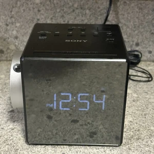 Sony ICF-C1PJ AM/FM Clock Radio w/Nature Sounds, Projection, and Power Adapter  - Picture 1 of 9