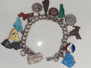 Vintage Sterling Silber Bettelarmband mit 13 Charms, 9 sind Staaten - Bild 1 von 23